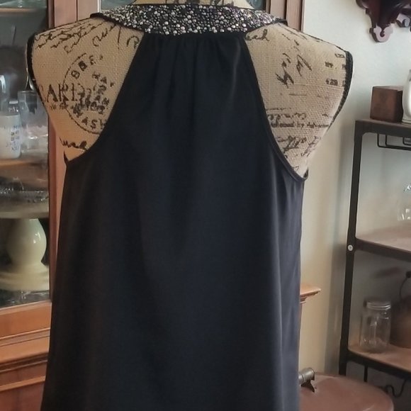 Black drape decorative collar sz S tank top - Picture 5 of 8